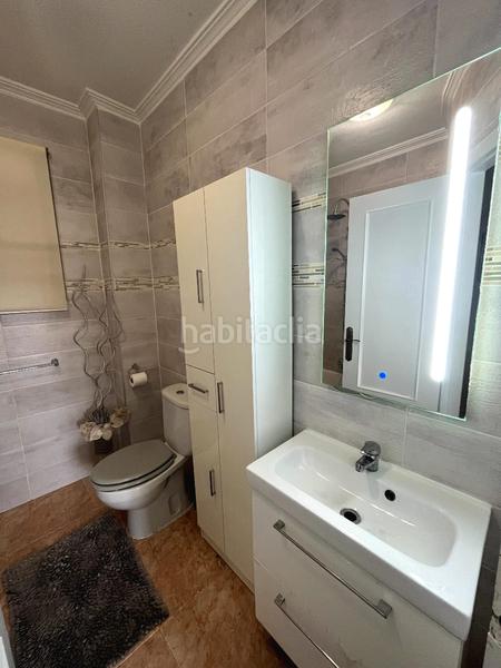 Foto 0a6923e1-2804-4b26-8e8e-ce3876501887. Chalet avec parking piscine dans La Zenia Orihuela