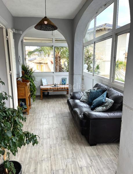 Foto 9713a61b-6995-48cc-9802-acdda46a88c2. Chalet avec parking piscine dans La Zenia Orihuela