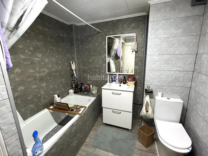 Foto eb072bbd-97ef-497a-a423-d0168d8bc879. Chalet avec parking piscine dans La Zenia Orihuela