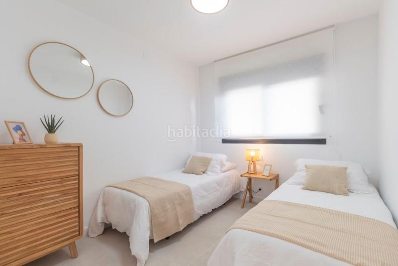 Foto 6bc1b95b-d07b-439b-9645-7654fd9494b0. Semi detached house with parking pool in Zona Carrefour - Urbanizaciones Torrevieja