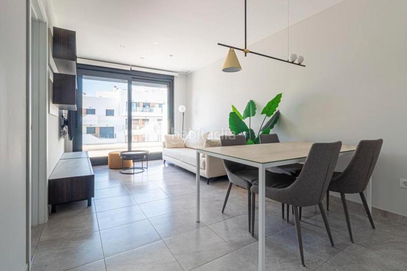 Foto 7007f942-06da-4e95-bdd7-d9b4b4f833c5. Àtic amb aparcament piscina a Villamartín-Las Filipinas Orihuela