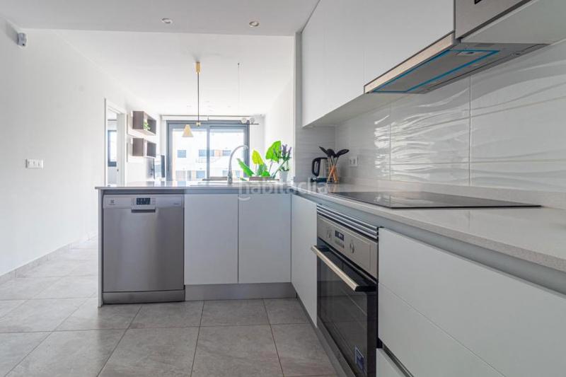 Foto f7eeba78-44d0-48a5-b1d0-3a86acf16660. Ático en Villamartín-Las Filipinas Orihuela