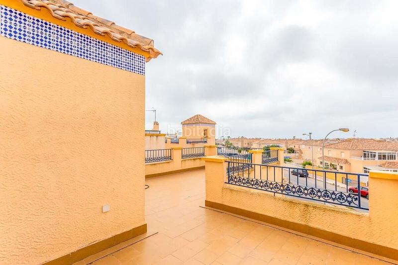 Foto 85b2d405-da27-40bd-abf0-3eabf79c3520. Chalet en Playa Flamenca Orihuela