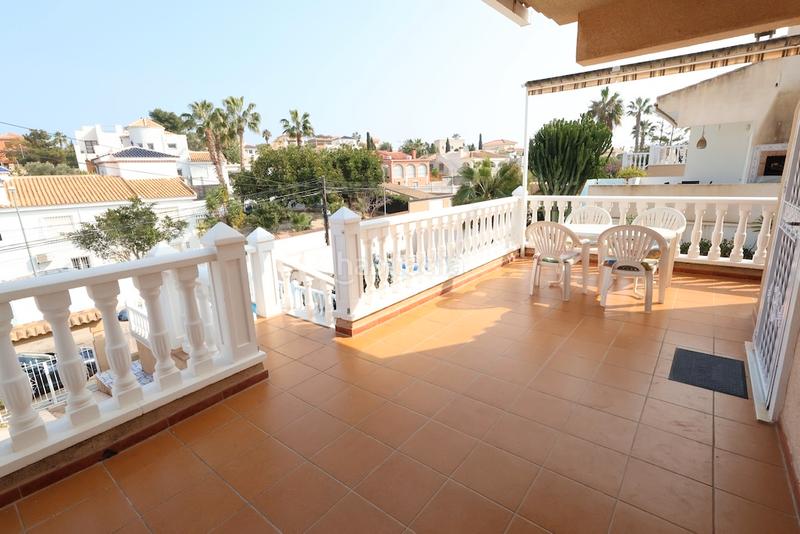 Foto 64565ae3-5aea-4fcf-9220-a668a91d294b. Chalet avec cheminée parking piscine dans Los Balcones y los Altos Orihuela