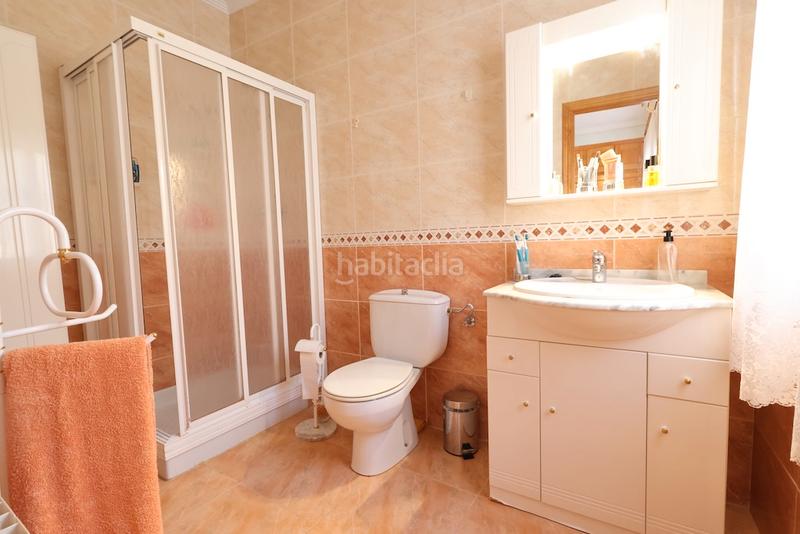 Foto 69ac9c2f-4419-4abc-91cd-a11c74cb2ae7. Chalet avec cheminée parking piscine dans Los Balcones y los Altos Orihuela