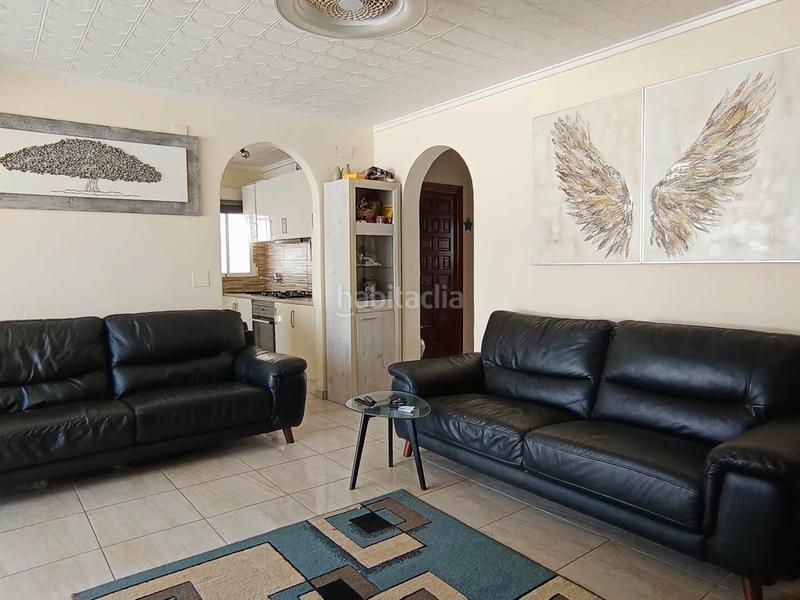 Foto 1eeb2a34-3b30-49d9-ae05-989e951e69e5. Chalet con riscaldamento parcheggio piscina in Zona Carrefour - Urbanizaciones Torrevieja