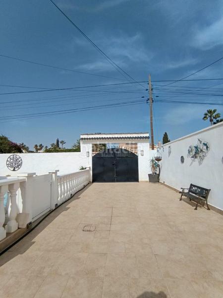 Foto 43cb1f64-8637-4803-8fb5-ff5ca1e0e5f7. Xalet amb calefacció aparcament piscina a Zona Carrefour - Urbanizaciones Torrevieja