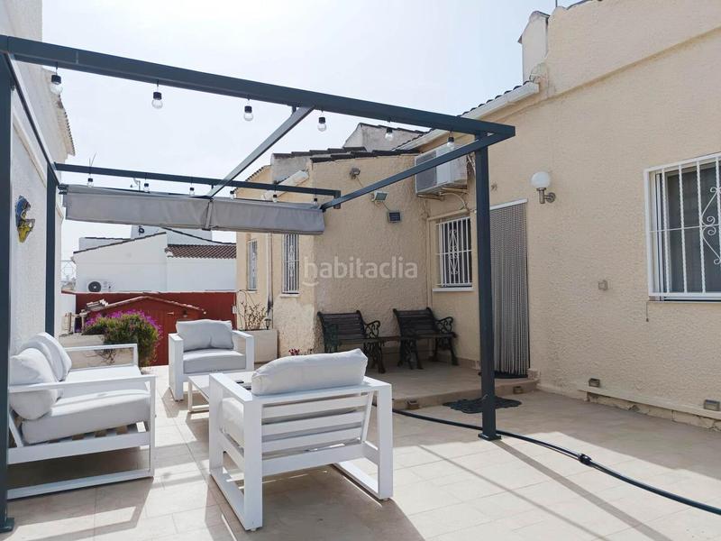 Foto 845f0faf-3eec-4818-9936-c46027ecf4a0. Xalet amb calefacció aparcament piscina a Zona Carrefour - Urbanizaciones Torrevieja