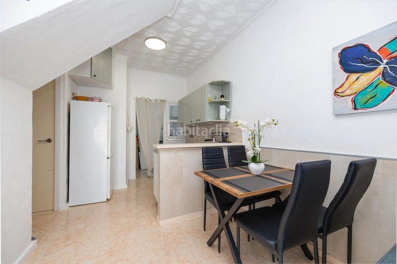 Foto e1ce99c8-2de4-4759-a658-d7b87b3a1bcc. Casa adossada a Zona Carrefour - Urbanizaciones Torrevieja