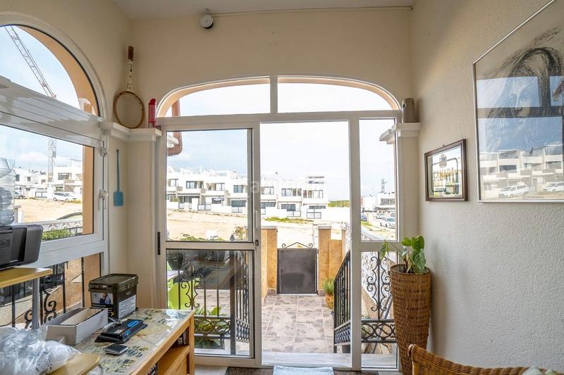 Foto a7f551c9-c1b0-4d21-b028-30c2890207e6. Casa adosada en Los Almendros Orihuela