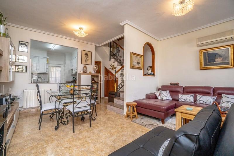 Foto d76cbde6-34d1-4979-bdef-fa7deee39bb6. Semi detached house with parking pool in Los Almendros Orihuela