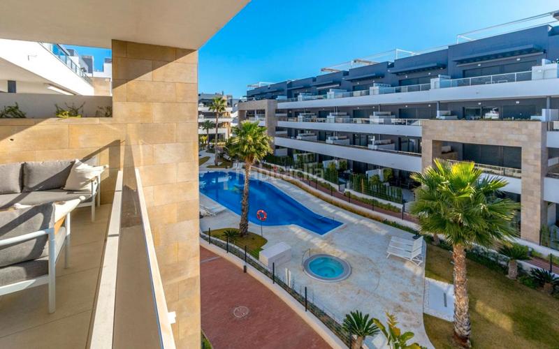 Foto e7db1ff8-35e8-4084-9dc1-c494ea091808. Dachwohnung mit parking pool in Playa Flamenca Orihuela