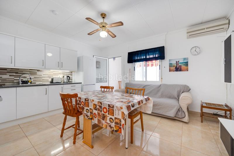 Foto 58cf6093-f6a8-477d-9631-6dcd90e88db9. Reihenhaus in Zona Carrefour - Urbanizaciones Torrevieja