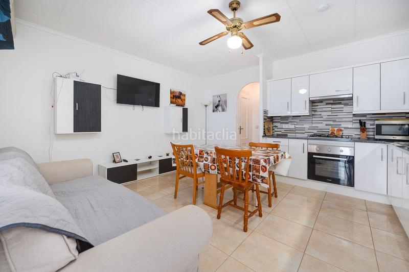 Foto 7a1453a0-5bca-4675-bae0-ba0cf765c3cc. Reihenhaus in Zona Carrefour - Urbanizaciones Torrevieja