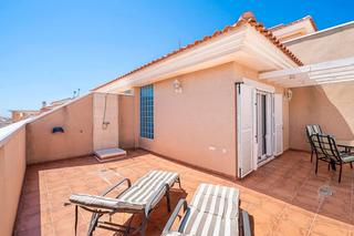 Maison jumelée  Calle abeto