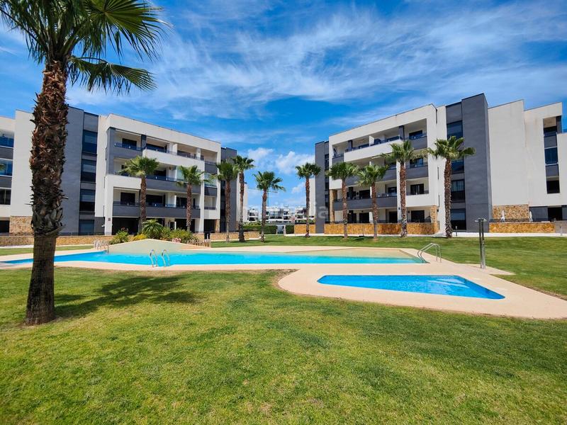 Foto a147290b-7109-4a32-9ba5-6523abd7aa4a. Appartement mit parking pool in La Florida Orihuela