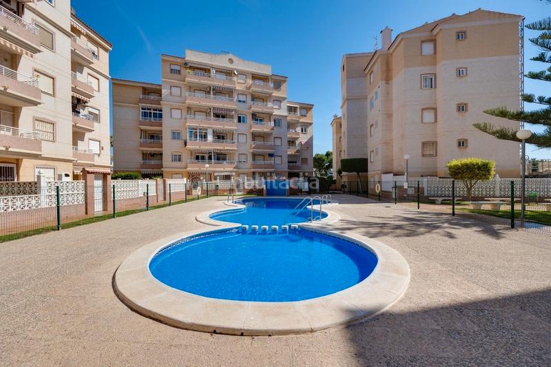 Foto 766b136a-fb89-4408-adc3-131f6fcd5300. Appartement mit pool in nueva Torrevieja Torrevieja