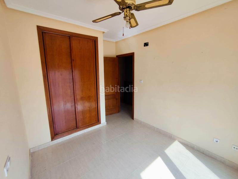 Foto b604a818-f797-4e7e-a927-23068821b8b8. Casa adosada en La Florida Orihuela