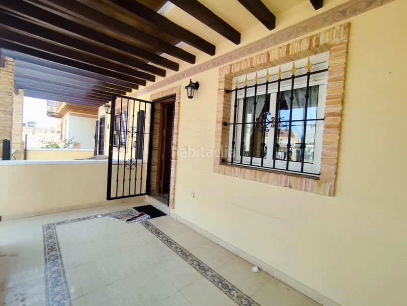 Foto 8ca021a5-bf80-49b3-816a-6a9758f155c1. Semi detached house with parking pool in La Florida Orihuela