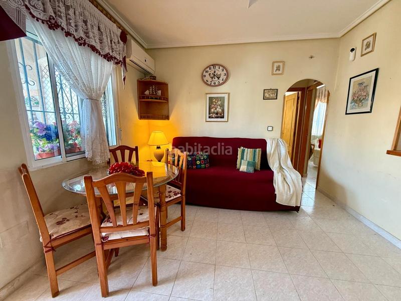 Foto ce4b9588-fe8c-4541-b8a2-00ac2fe98db3. Casa a schiera con camino parcheggio piscina in Los Balcones-Los Altos Torrevieja