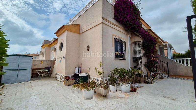 Foto d16dce67-b318-45b7-9e82-5218c602d4d2. Casa adosada en Los Balcones-Los Altos Torrevieja