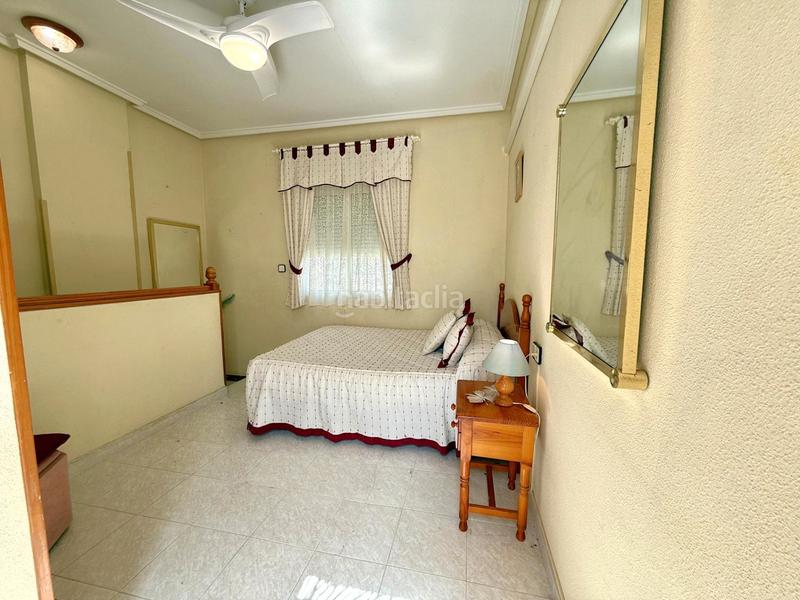 Foto f0d58a56-7f18-4e6e-84a6-29a2020f5a73. Semi detached house with fireplace parking pool in Torrevieja