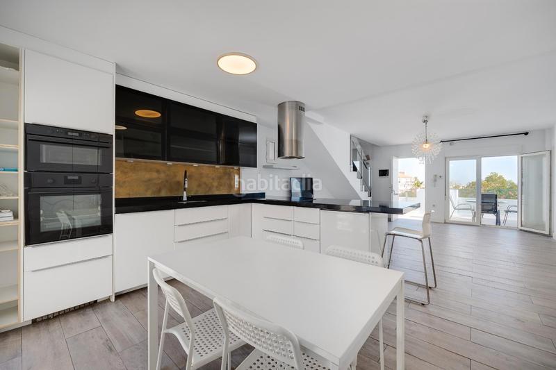 Foto a00a828b-762b-438a-99a2-46c98c3f8331. Chalet with parking pool in Torreblanca Torrevieja