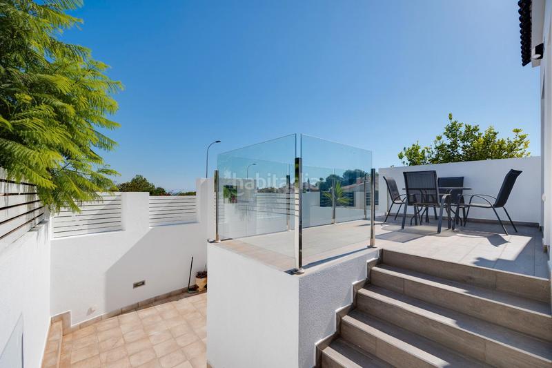 Foto cb8a1e1e-1faf-49a8-8dbb-d24b62e8f6bd. Chalet en Torreblanca Torrevieja