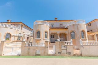 Doppelhaus  Calle maria san gil noain