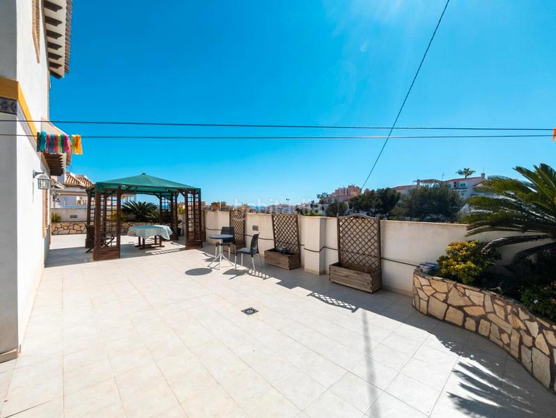 Foto fa6b93c6-ff6f-4d38-84c7-b587dcb3c849. Chalet con parcheggio in Torreblanca Torrevieja