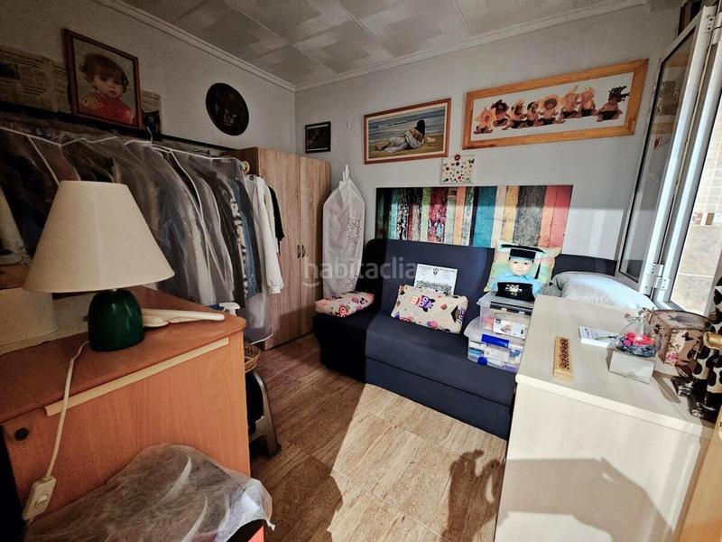 Foto 904cadb8-dfd6-47ab-a7b0-ff9e40371859. Casa aparellada a Zona Carrefour - Urbanizaciones Torrevieja