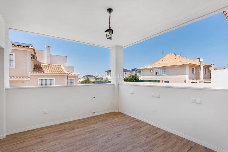 Foto 2220b82d-9db5-49ab-a6e5-041b12050029. Casa aparellada amb aparcament piscina a Aguas Nuevas Torrevieja