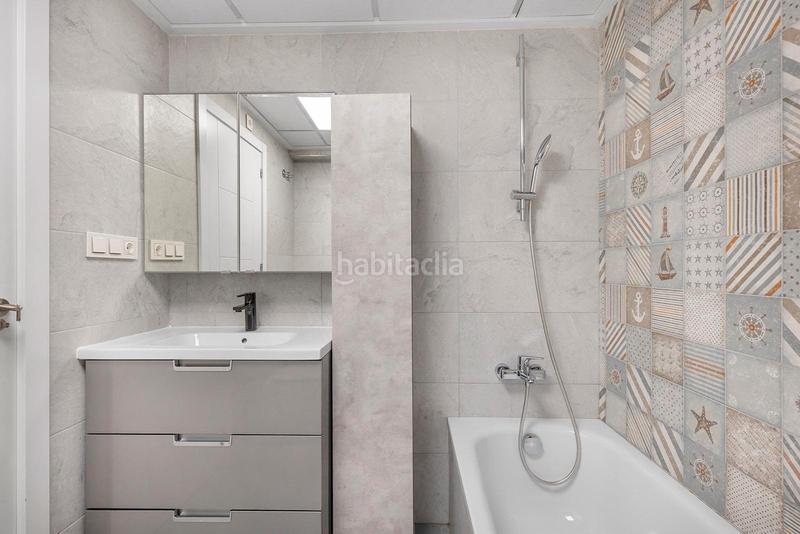 Foto fbb0b5d2-0c48-4b0a-b072-133709607f00. Casa aparellada amb aparcament piscina a Aguas Nuevas Torrevieja