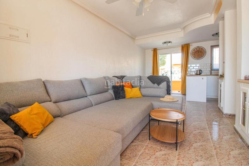 Foto ed5b75dc-a468-4466-867e-88bcda4e2152. Casa adossada amb piscina a La Regia Orihuela