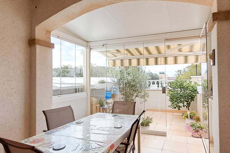 Foto 82a9c2b0-eb6e-49ed-b350-f288523d5669. Casa con parcheggio piscina in Aguas Nuevas Torrevieja