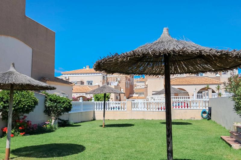 Foto f5caceda-93cd-408e-b8e6-63001203db33. Haus mit parking pool in Aguas Nuevas Torrevieja