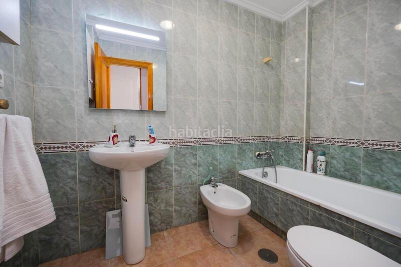 Foto cfb246bc-3224-4899-af6f-26f6a738c605. Apartment with pool in Centro - Muelle Pesquero Torrevieja
