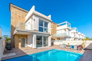 Chalet  Avenida ramón del valle inclán - torreta