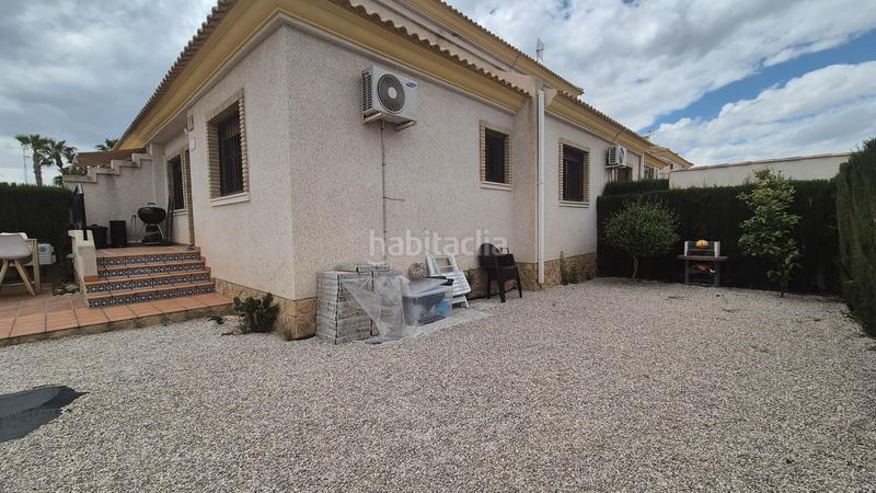 Foto 30cb8bdb-7605-49e5-878d-2e3c711b0717. Casa pareada en Los Almendros Orihuela