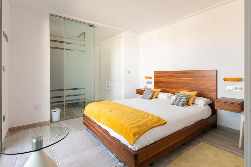 Foto b4c340a2-5b75-4c7c-886e-e4d9b8913459. Chalet avec parking piscine dans Los Almendros Orihuela