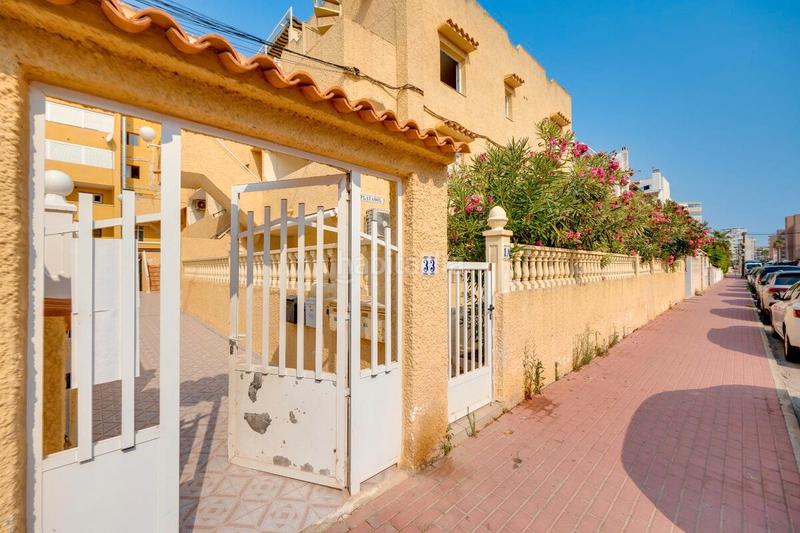 Foto 889995f8-e89d-48b3-98af-daef6fe406a8. Appartement dans avenida de francia 12 dans Los Europeos Torrevieja