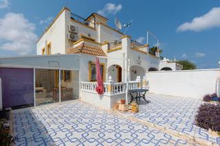 Casa aparellada  Calle luciano pavarotti