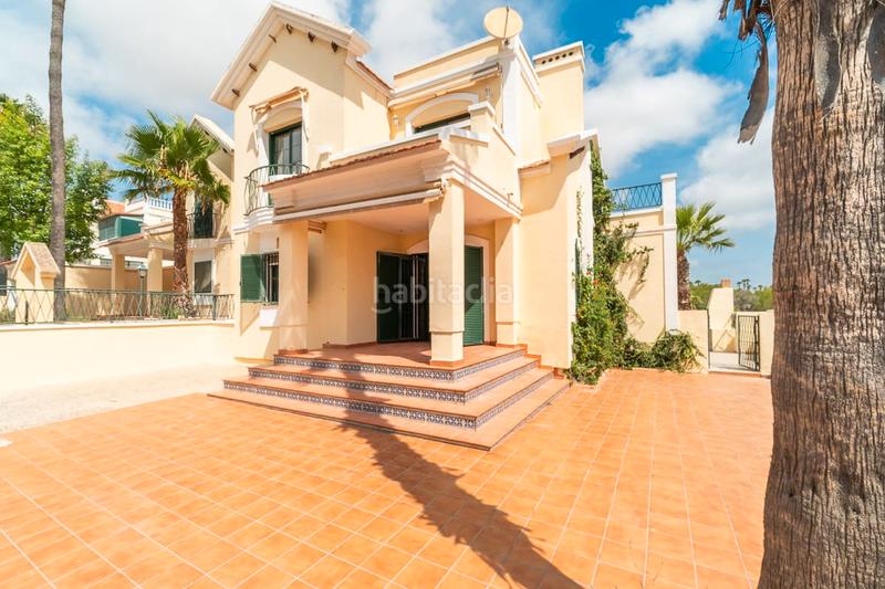 Foto 2edeb9f2-7c5e-40d2-940a-38303d25dcdc. Chalet en Villamartín-Las Filipinas Orihuela