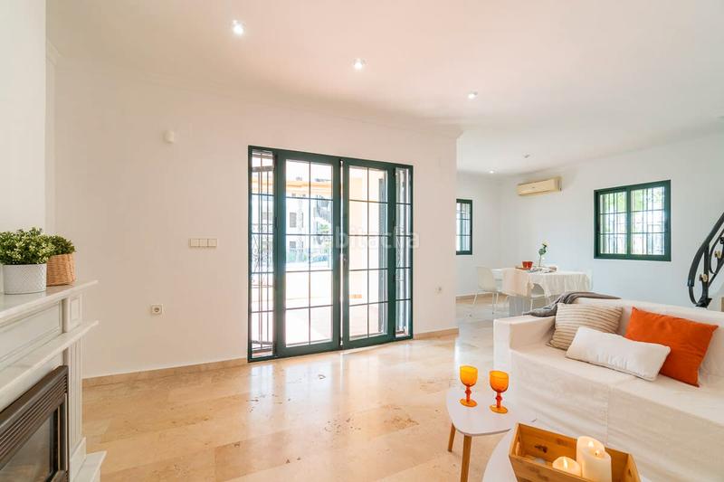 Foto bbf7b459-7698-432f-ab2a-ae977ccc4b32. Chalet en Villamartín-Las Filipinas Orihuela
