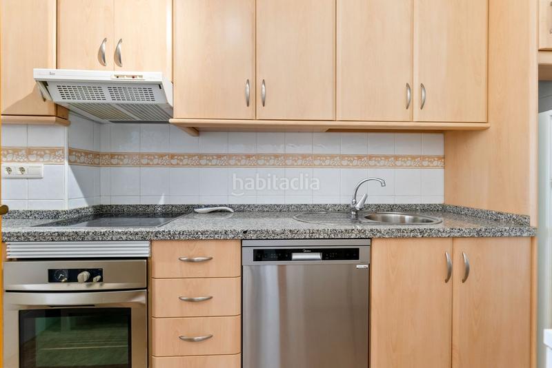 Foto b909907c-cc4d-4f05-ab61-40b4d70fd71a. Apartament amb aparcament piscina a Campoamor Orihuela