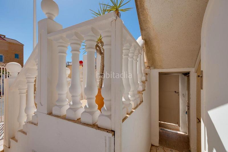 Foto 0b546551-19e0-4edf-a4bd-f26a82094f23. Casa amb aparcament piscina a Zona los Frutales Torrevieja