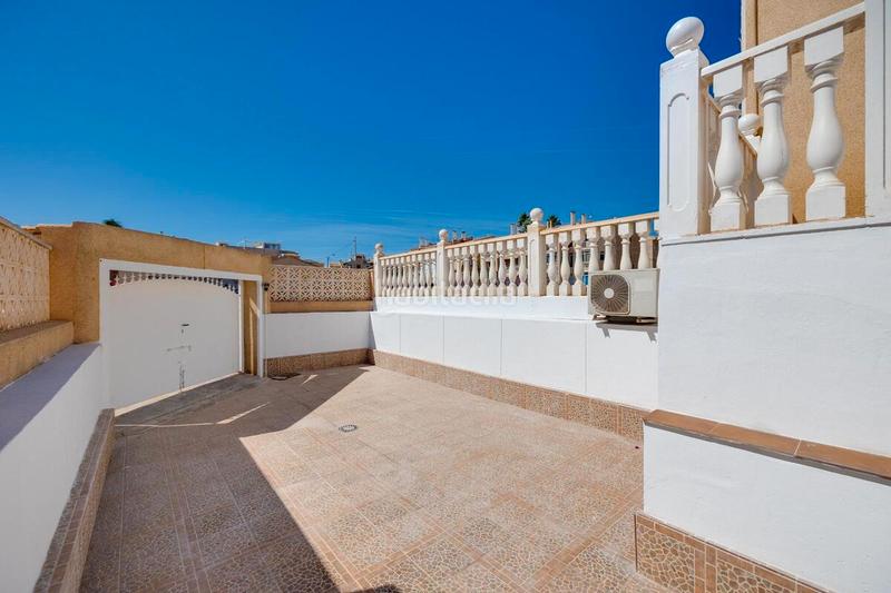 Foto 21eb8d37-23c1-4cdc-96f5-bb716bdc81fb. House with parking pool in Zona los Frutales Torrevieja