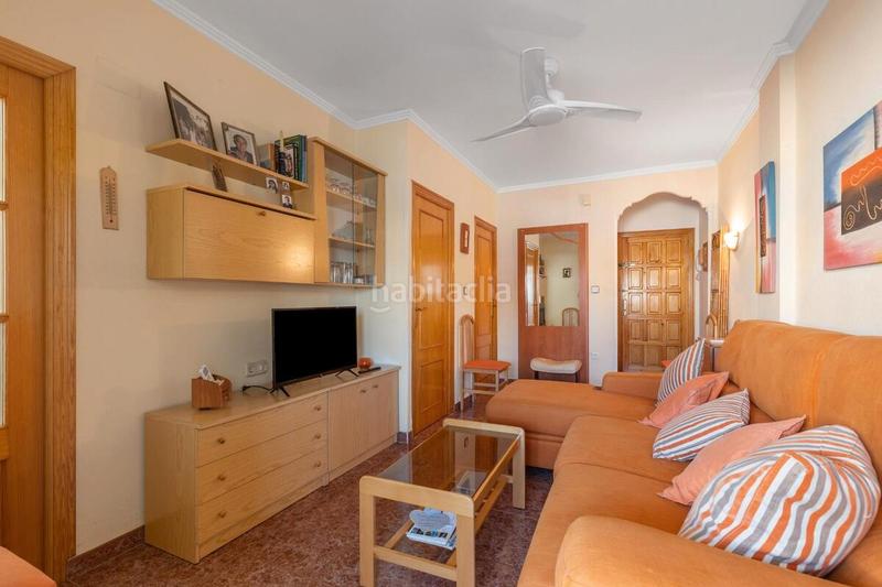 Foto f735d2e4-6adb-4eed-b530-92be44909af6. Apartamento en Antonio Machado Torrevieja