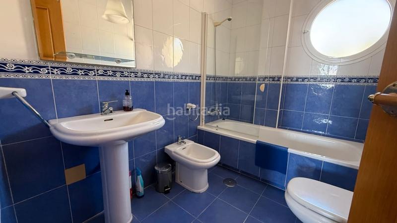 Foto ecb70d59-2d98-45bf-b488-67ad851dd30e. Semi detached house with fireplace parking pool in Orihuela