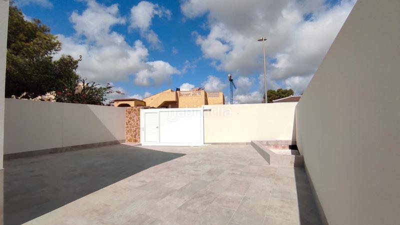 Foto 87d4a647-2f90-43a0-9067-ceb2541615c6. Doppelhaus mit parking pool in Los Balcones-Los Altos Torrevieja